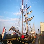 Ostsee Stadthus Хайлигенхафен